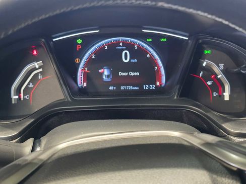 Used 2019 Honda Civic Sport image 12