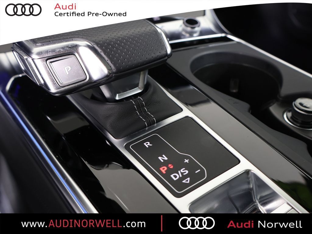 Certified 2024 Audi RS 6 performance w/ Executive Package AWD/4WD image 4