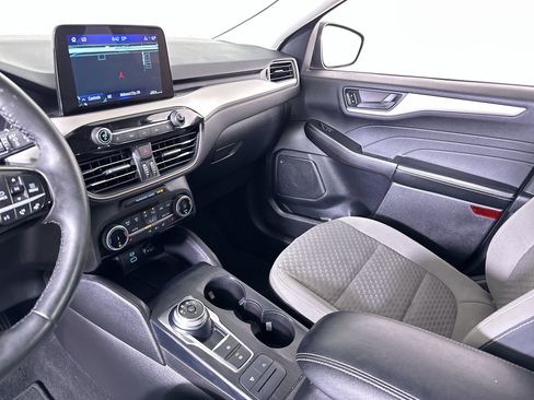 Used 2022 Ford Escape SE w/ SE Sport Appearance Package image 72