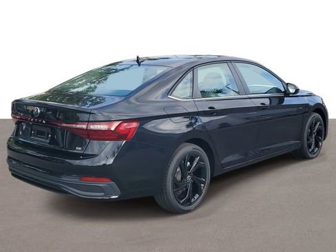New 2026 Volkswagen Jetta SE FWD image 4