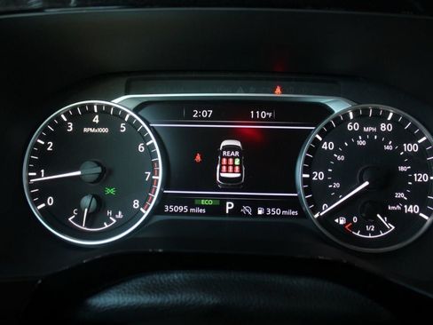 Used 2025 Nissan Pathfinder SL AWD/4WD image 22