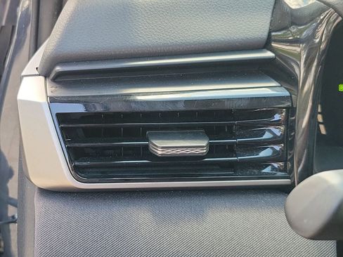 Used 2025 Toyota Camry LE image 33