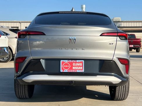 Used 2024 Buick Envista Sport Touring w/ Convenience I Package image 8