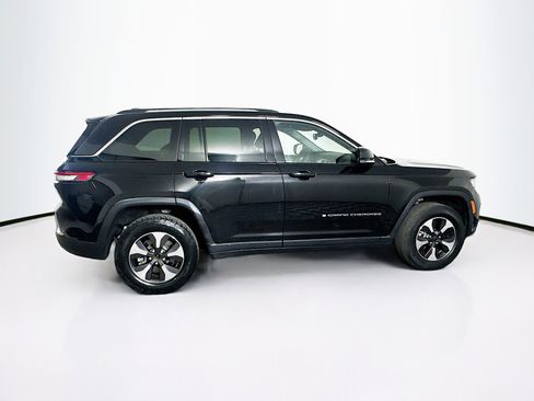 Used 2022 Jeep Grand Cherokee Limited 4xe image 10