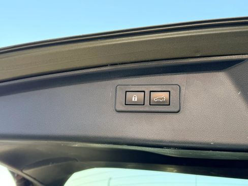 Used 2023 Subaru Outback Wilderness image 27