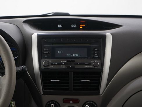 Used 2010 Subaru Forester 2.5X Premium image 15