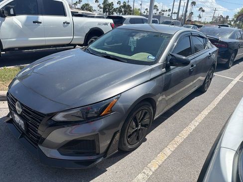 Used 2024 Nissan Altima 2.5 S image 1