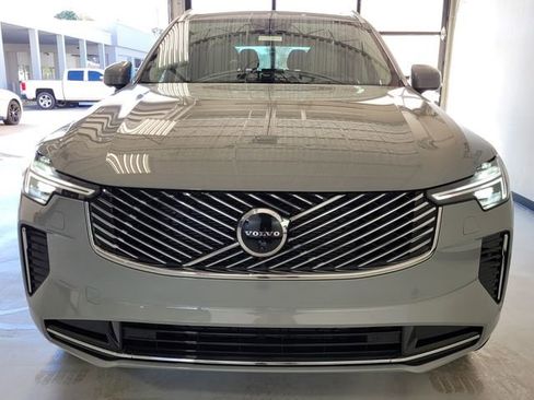 New 2026 Volvo XC90 B6 Ultra w/ Protection Package AWD/4WD image 4