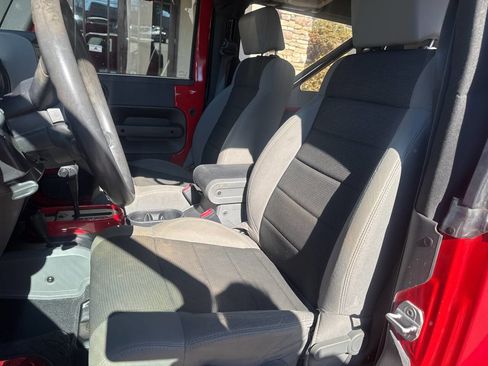 Used 2007 Jeep Wrangler X image 9