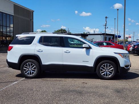 Used 2019 GMC Acadia SLE image 11