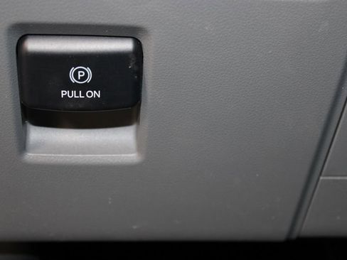 Used 2025 Ford F150 XLT w/ Equipment Group 301A Standard image 33