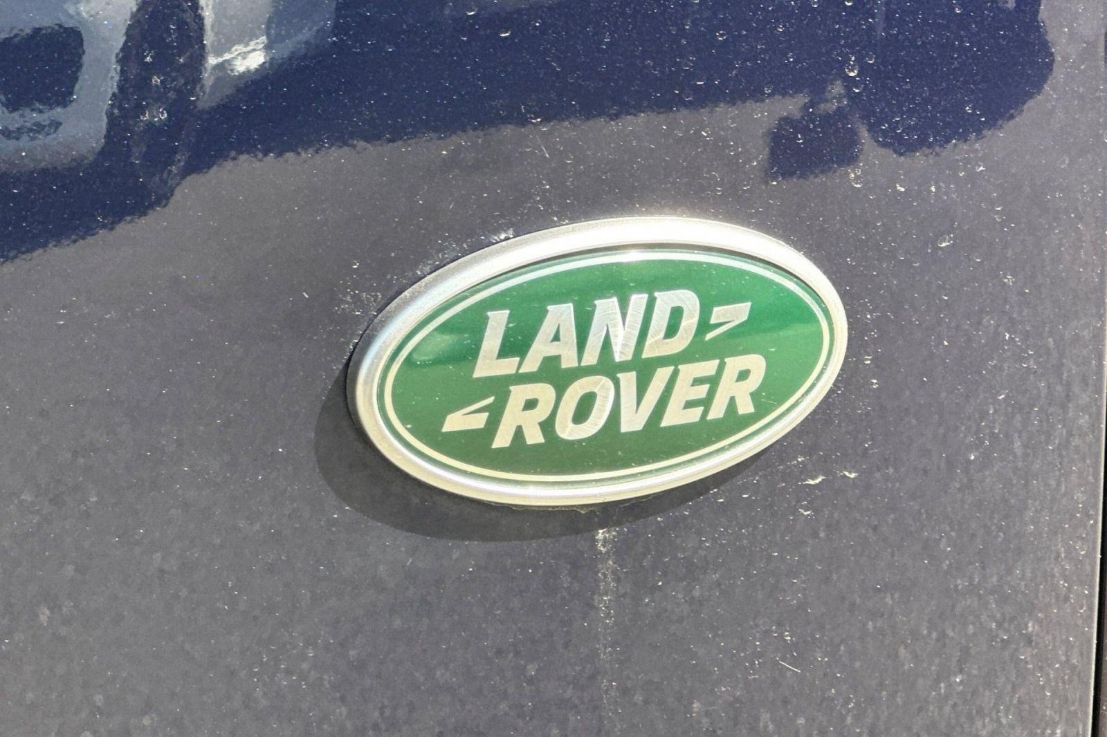 Certified 2023 Land Rover Range Rover Long Wheelbase SE AWD/4WD image 33