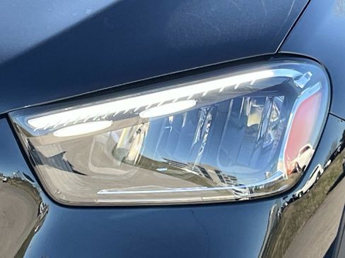 Used 2025 Mercedes-Benz GLE 350 4MATIC image 8