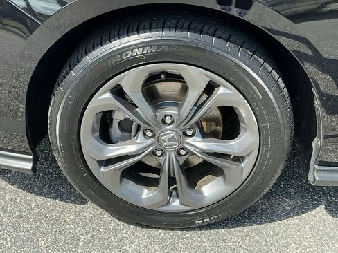 Certified 2023 Honda Accord EX image 17