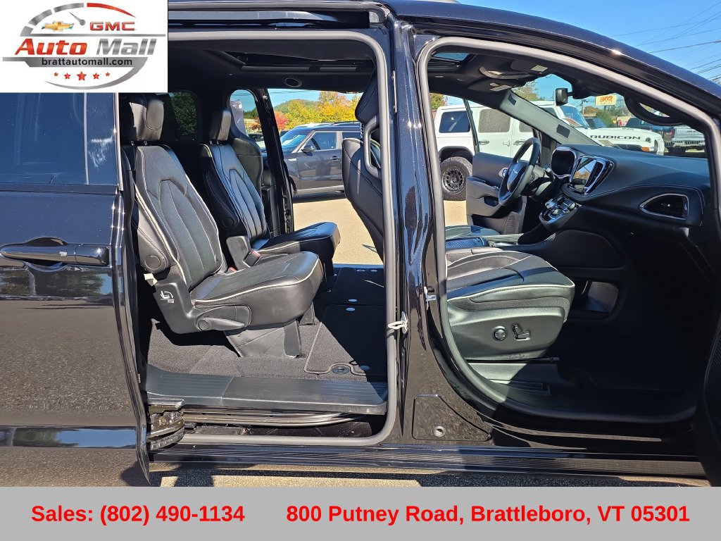 Used 2024 Chrysler Pacifica Limited w/ S Appearance Package AWD/4WD image 20
