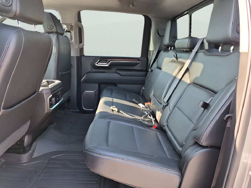 Used 2024 GMC Sierra 2500 Denali w/ Denali Reserve Package AWD/4WD image 34