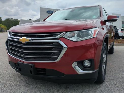 Used 2018 Chevrolet Traverse LT w/ LPO, Floor Liner Package AWD/4WD image 8