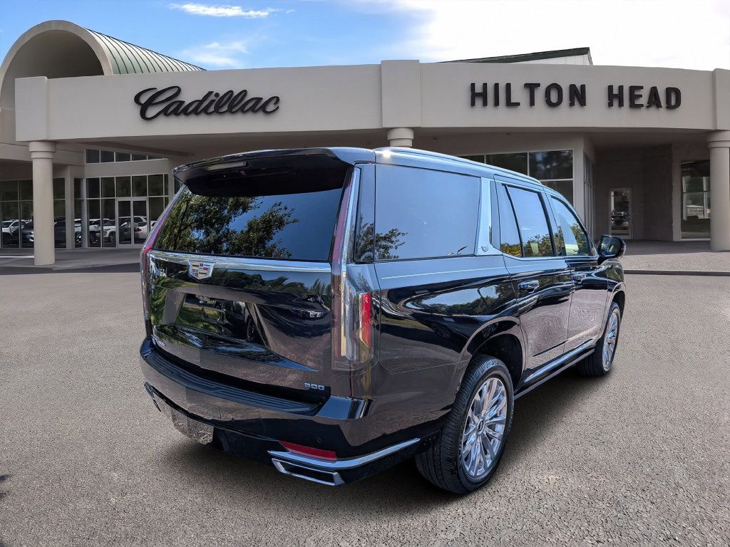 Used 2022 Cadillac Escalade Premium Luxury w/ Performance Package RWD image 5