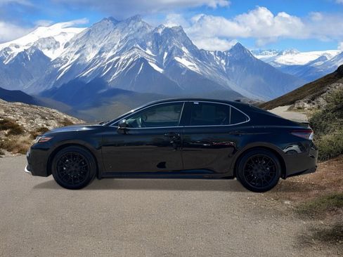 Used 2023 Toyota Camry XSE w/ TRD Appearance Package (TMS) image 2