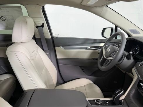 New 2025 Cadillac XT5 Premium Luxury w/ Technology Package image 32