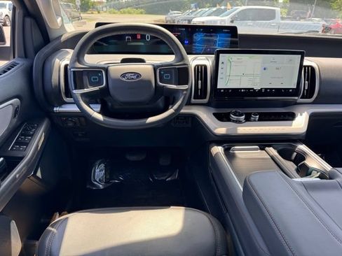 Certified 2025 Ford Expedition Max Active AWD/4WD image 41