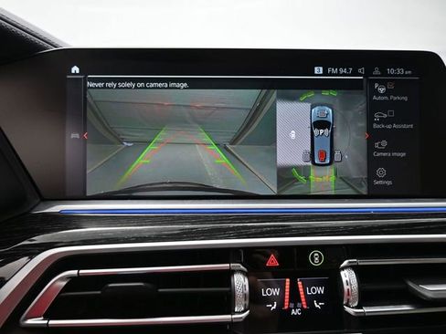 Used 2021 BMW X7 M50i image 28