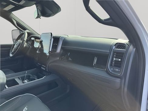 New 2026 RAM 2500 Limited image 14