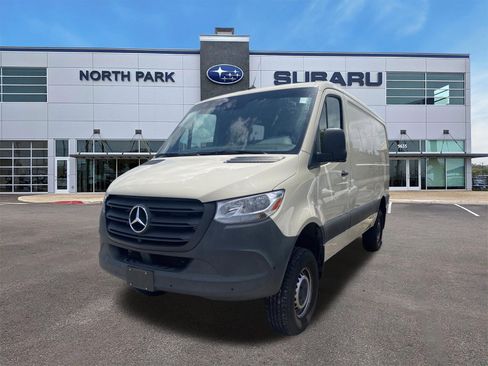 Used 2023 Mercedes-Benz Sprinter 2500 image 1