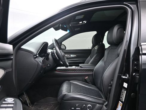 Used 2023 Genesis GV70 3.5T Sport w/ Sport Prestige Package AWD/4WD image 22