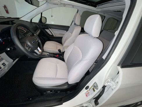 Used 2018 Subaru Forester 2.5i Premium AWD/4WD image 11