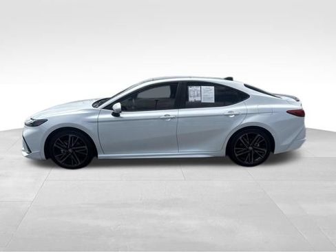 Used 2025 Toyota Camry XSE FWD image 2