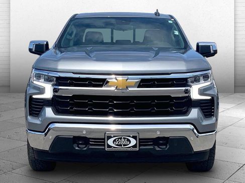 Used 2024 Chevrolet Silverado 1500 LT AWD/4WD image 2