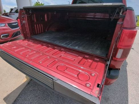 Used 2018 Ford F150 Lariat w/ Equipment Group 502A Luxury AWD/4WD image 37