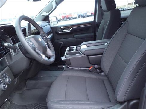 New 2025 Chevrolet Silverado 1500 LT w/ Z71 Off-Road Package image 11