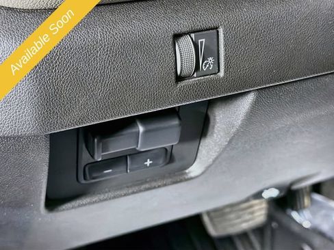 Used 2024 Chevrolet Colorado ZR2 w/ ZR2 Convenience Package III AWD/4WD image 10