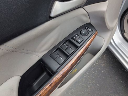 Used 2012 Honda Accord EX-L image 12