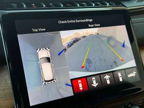 Used 2023 Jeep Grand Cherokee Summit image 15