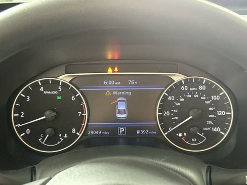 Used 2025 Nissan Altima 2.5 SV FWD image 14