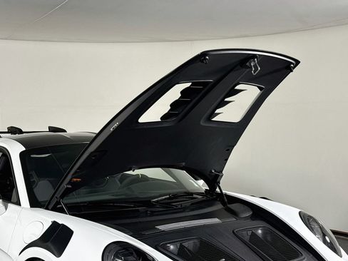 Certified 2025 Porsche 911 GT3 RS RWD image 26