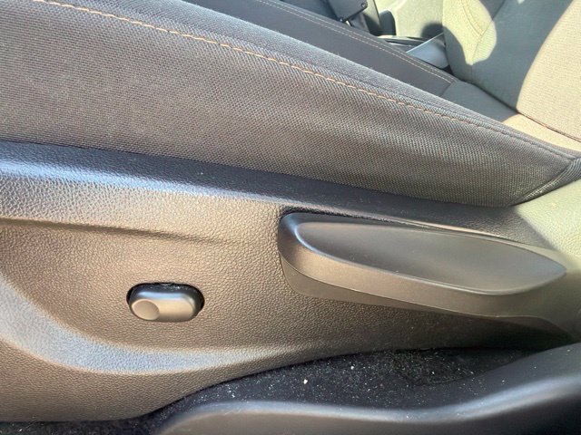 Used 2021 Chevrolet Trax LS AWD/4WD image 18