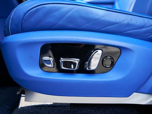 Used 2023 Rolls-Royce Cullinan Black Badge w/ Driver's Package image 36