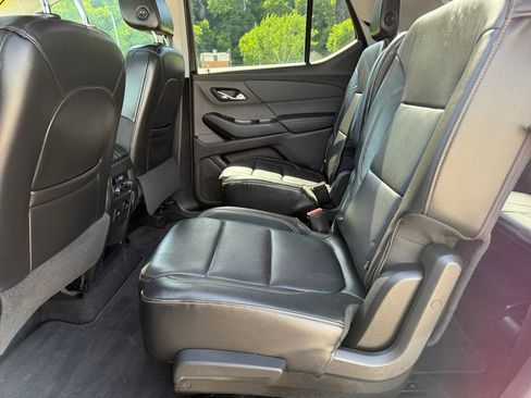 Used 2018 Chevrolet Traverse LT AWD/4WD image 36