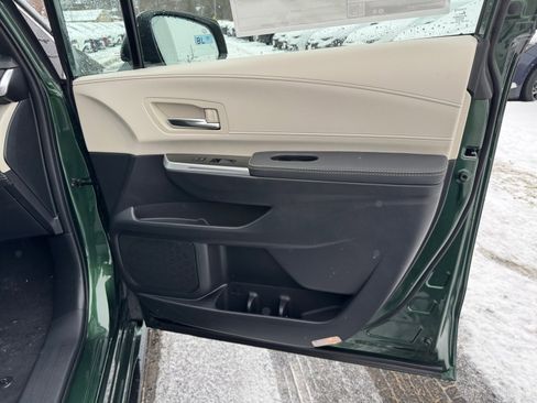 New 2026 Toyota Sienna Limited image 28
