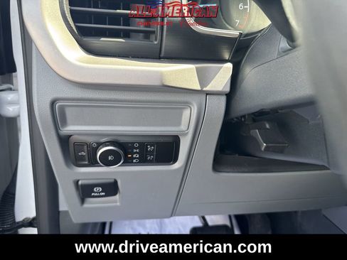 Used 2023 Ford F150 XLT image 16