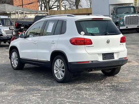 Used 2013 Volkswagen Tiguan SE image 3