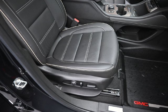 Used 2020 GMC Acadia Denali AWD/4WD image 32