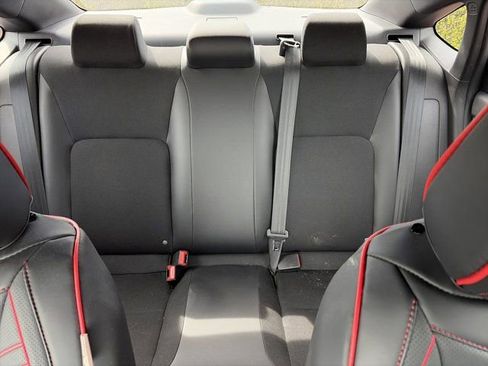 Used 2024 Honda Civic Sport image 17