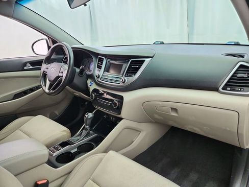 Used 2016 Hyundai Tucson Sport AWD/4WD image 22