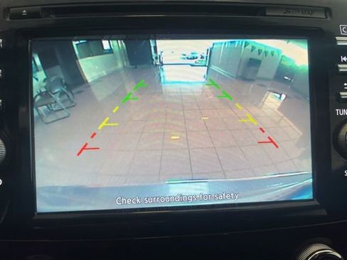 Used 2017 Nissan Murano SV image 24