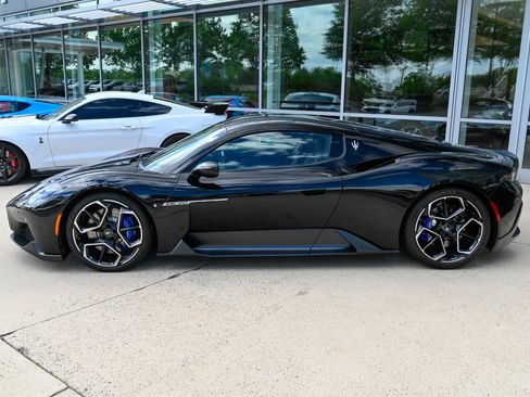 Used 2023 Maserati MC20 Coupe RWD image 8